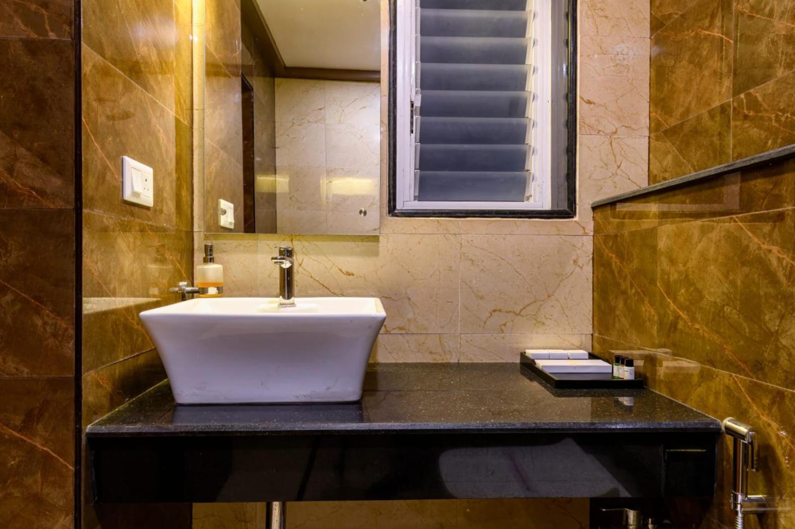 Rs Regal Inn-Deoghar Bagian luar foto