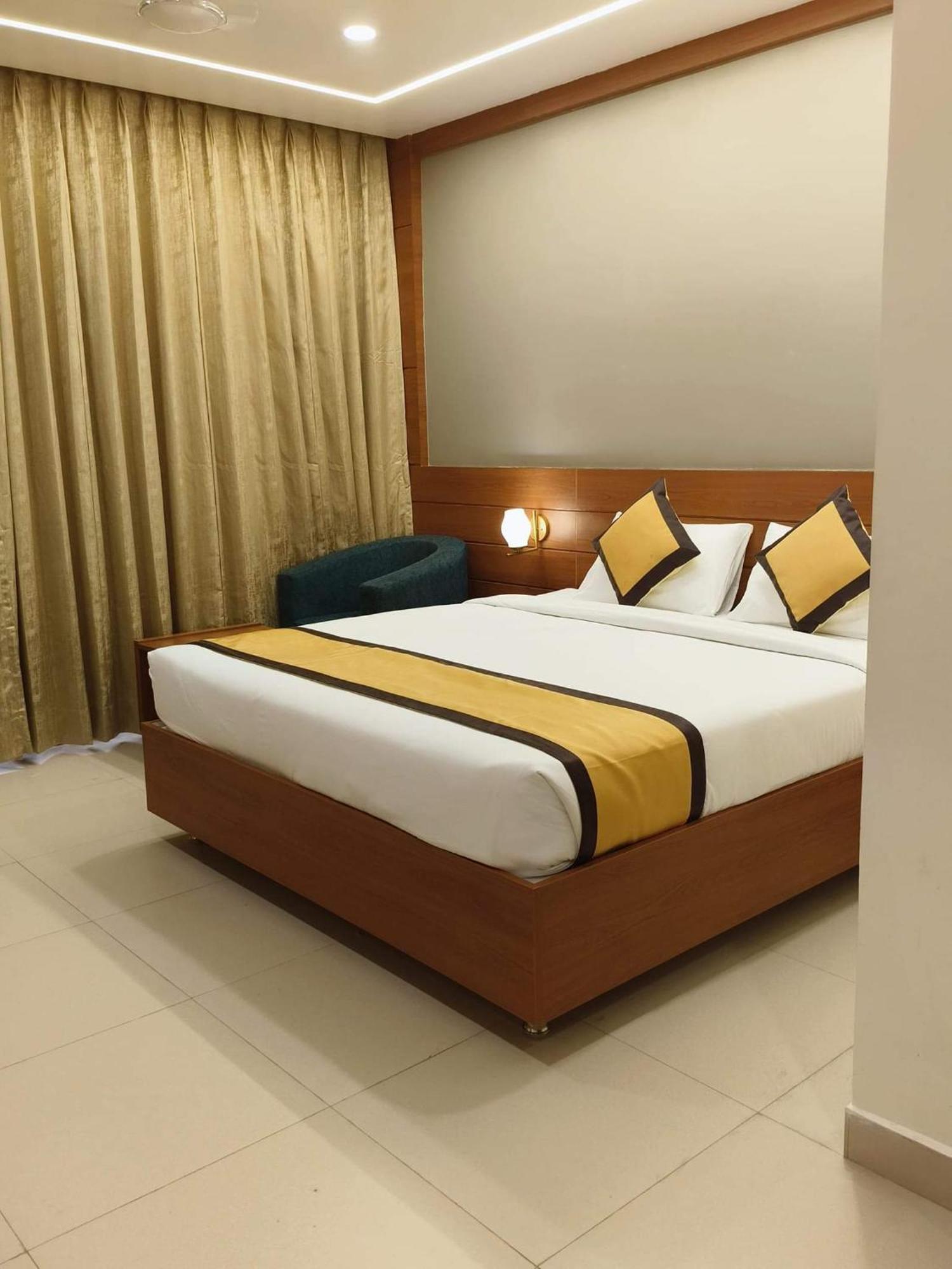 Rs Regal Inn-Deoghar Bagian luar foto